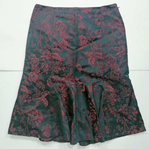 Ann Taylor Dresses & Skirts - Ann Taylor Rose Pattern Skirt Ruffle Zipper